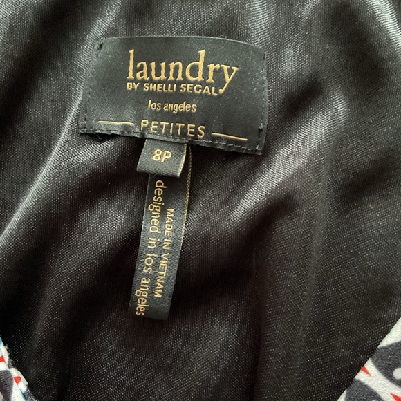 Dress - Picture 4 of 4